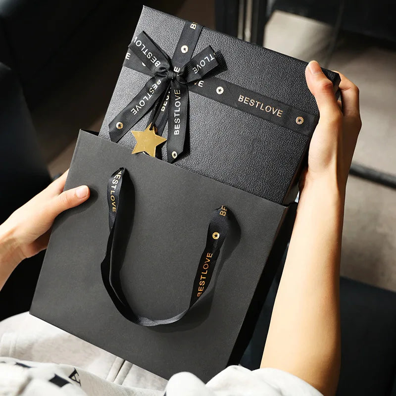 Gift box ornamentale con fragranza all'arancia e candele profumate abbinate