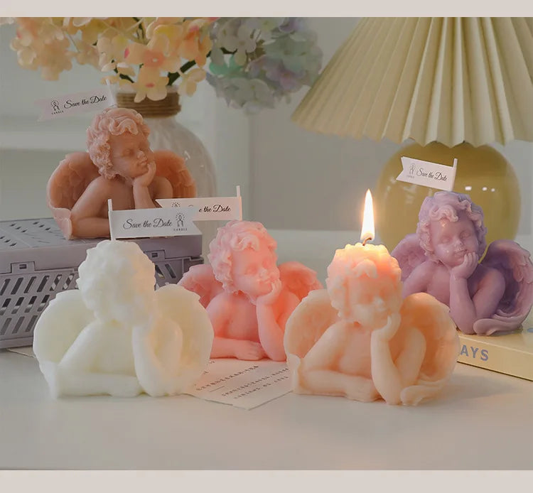 Candela decorativa a forma di angioletto