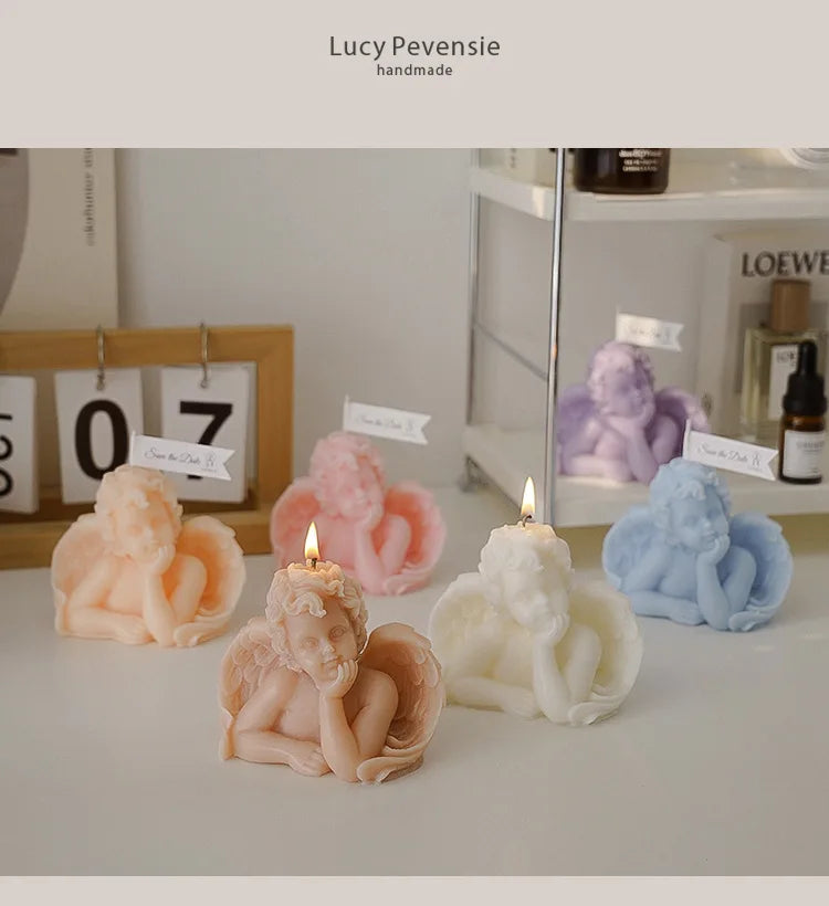 Candela decorativa a forma di angioletto