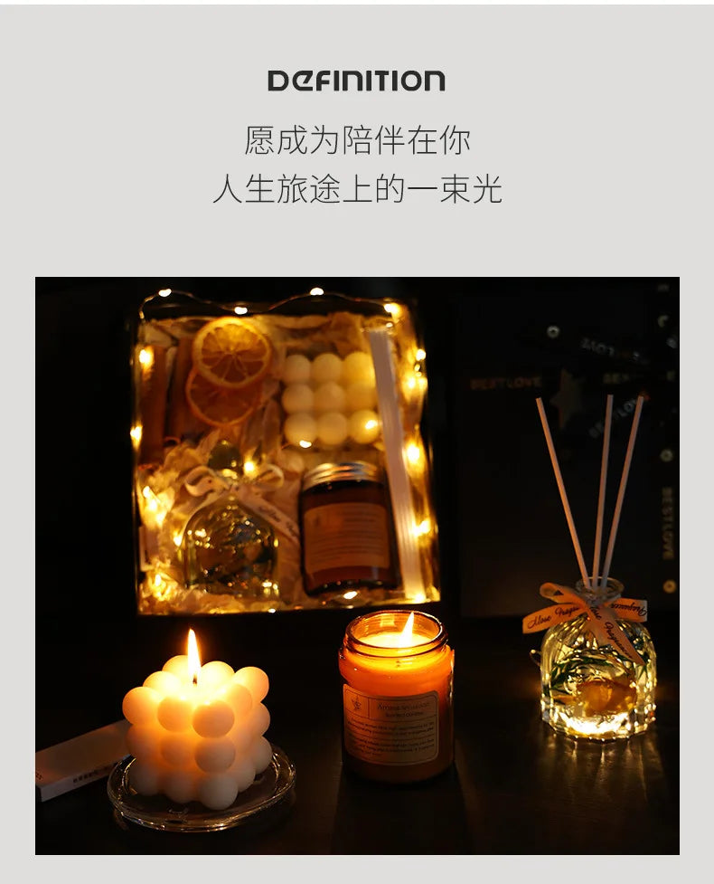 Gift box ornamentale con fragranza all'arancia e candele profumate abbinate